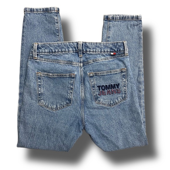 Tommy Hilfiger Logo Embroidered and Patchwork High Waisted Mom Jeans - Picture 1 of 6